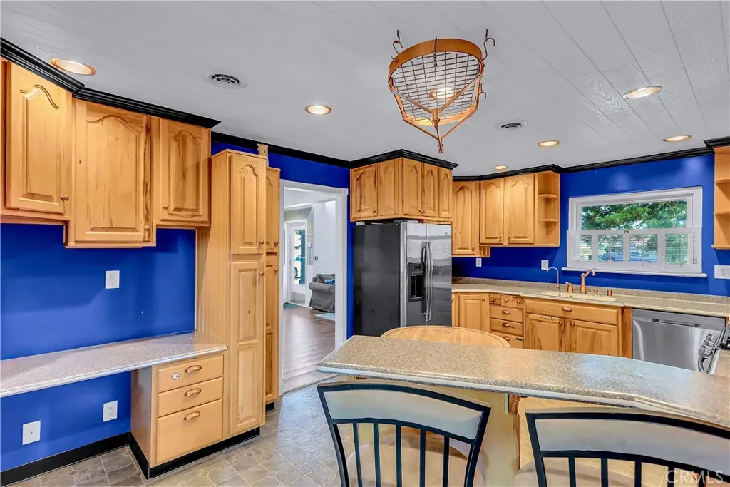 3832 W Avenue K13, Lancaster, California 93536 home-pic-11