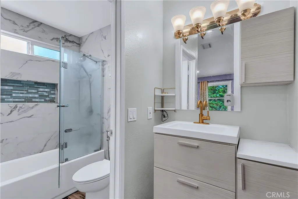 3832 W Avenue K13, Lancaster, California 93536 home-pic-18
