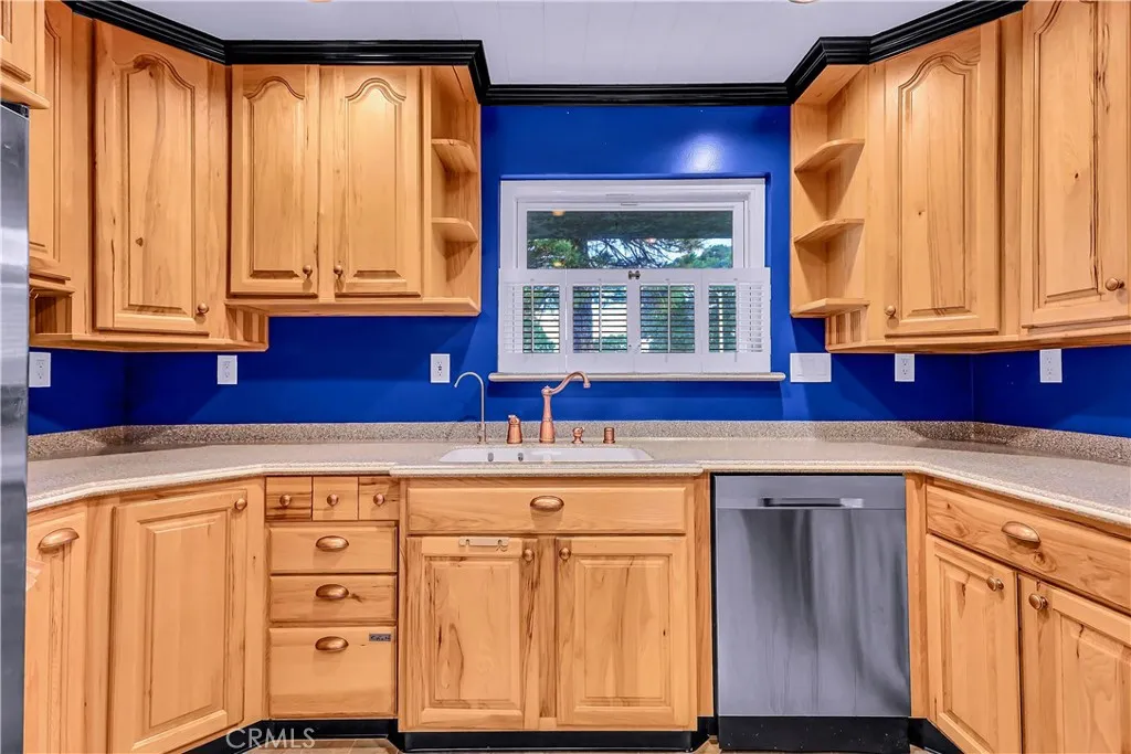 3832 W Avenue K13, Lancaster, California 93536 home-pic-12