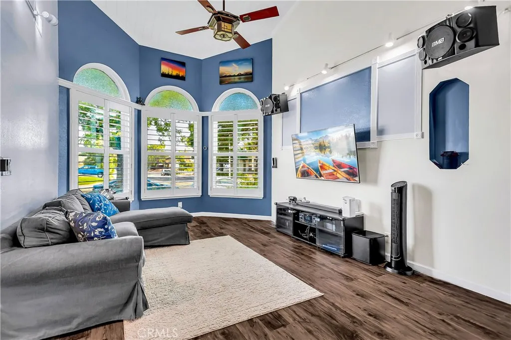 3832 W Avenue K13, Lancaster, California 93536 home-pic-6