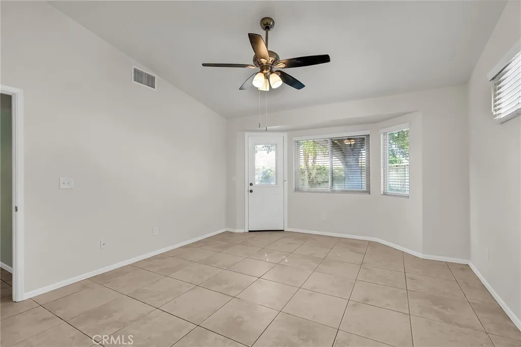 69987 Brookview Way, Cathedral City, California 92234 home-pic-25