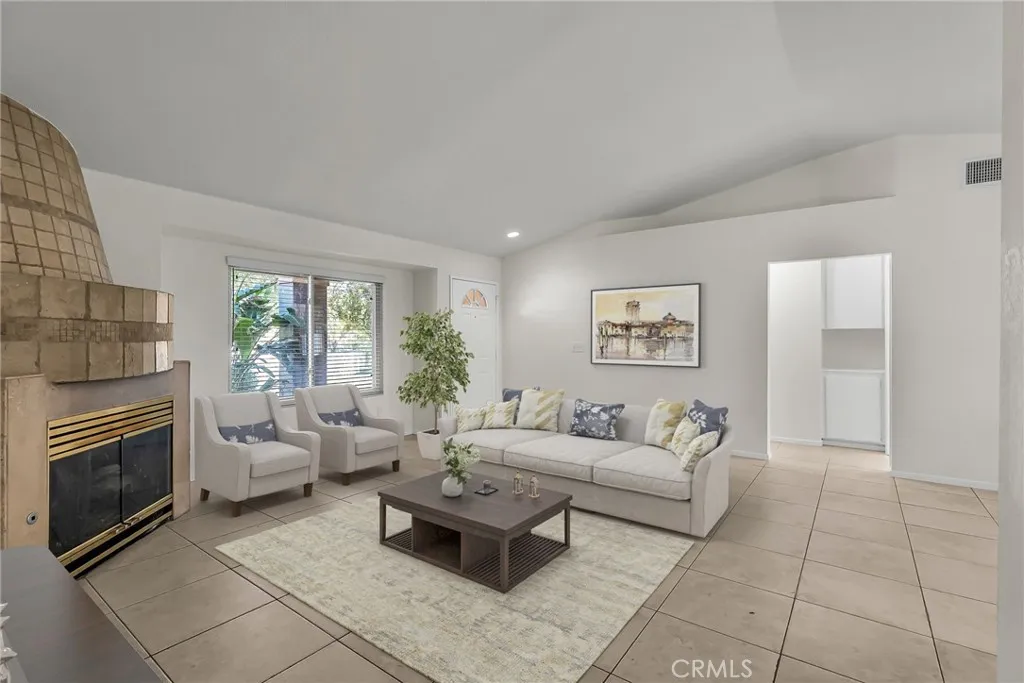 69987 Brookview Way, Cathedral City, California 92234 home-pic-12