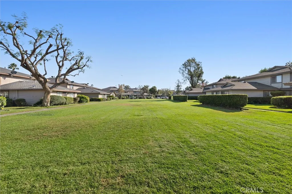 1723 Normandy D, Santa Ana, California 92705 home-pic-14