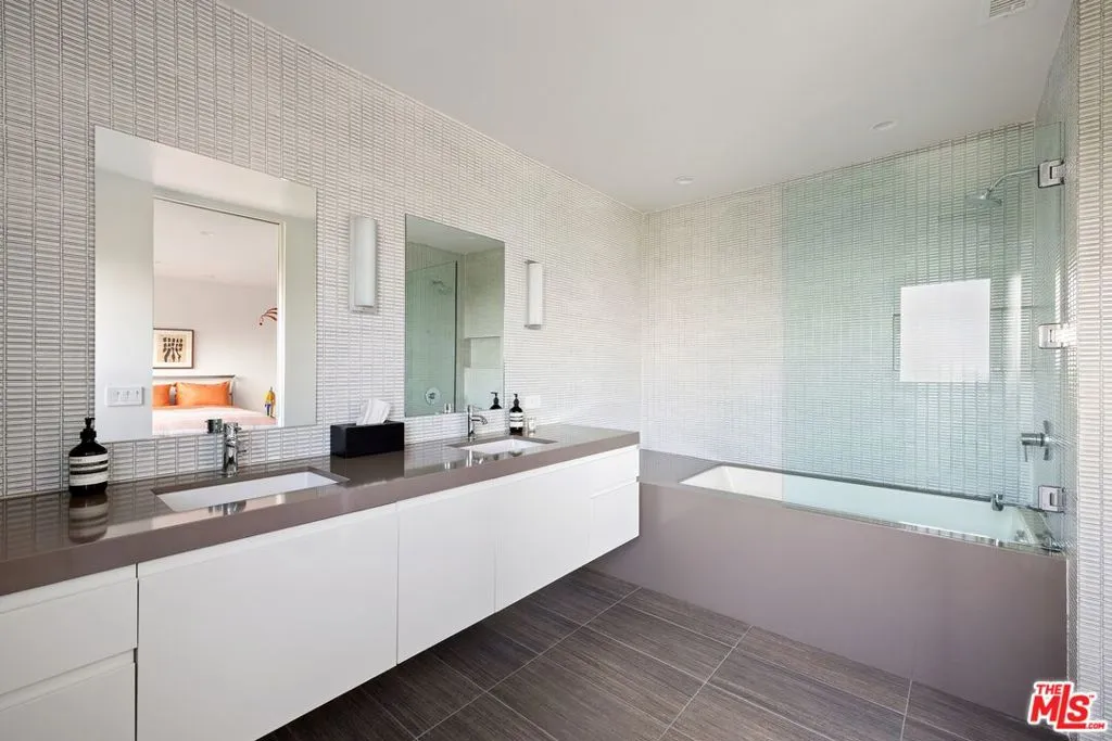 3337 Beverly Ranch Road, Beverly Hills, California 90210 home-pic-18