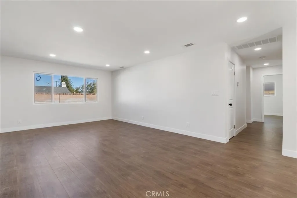 133 E Avenue Q4, Palmdale, California 93550 home-pic-17