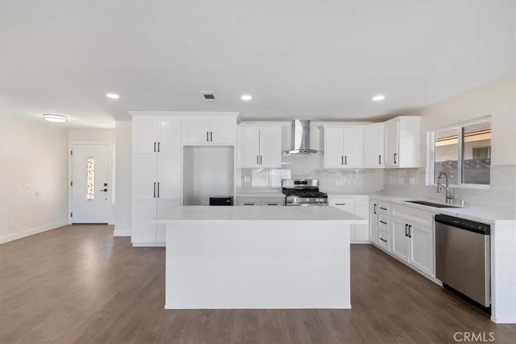 133 E Avenue Q4, Palmdale, California 93550 home-pic-10