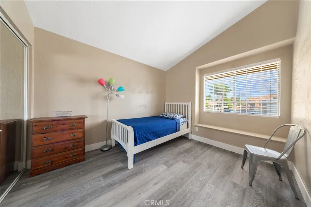 30429 Meadow Run Place, Menifee, California 92584 home-pic-13