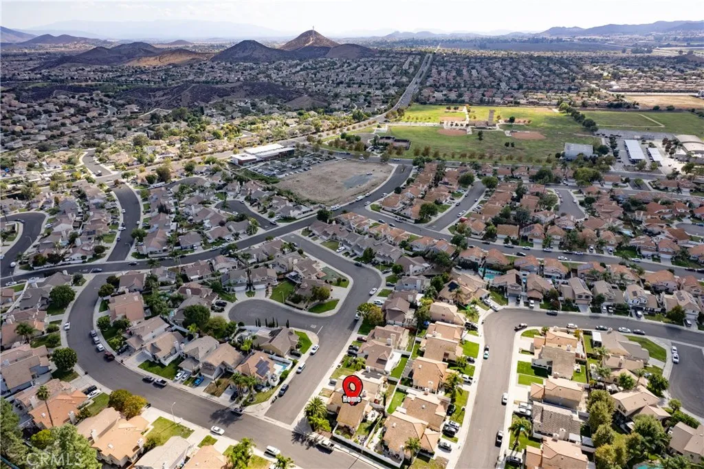 30429 Meadow Run Place, Menifee, California 92584 home-pic-19