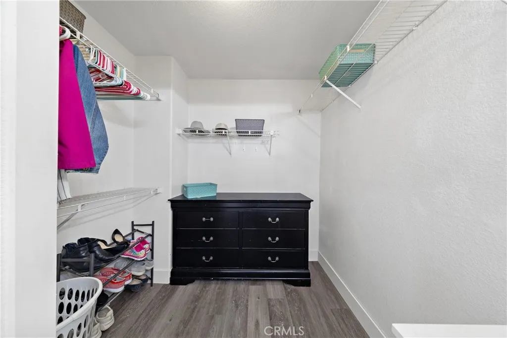 30429 Meadow Run Place, Menifee, California 92584 home-pic-12