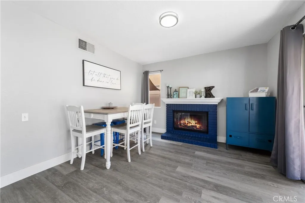 30429 Meadow Run Place, Menifee, California 92584 home-pic-4