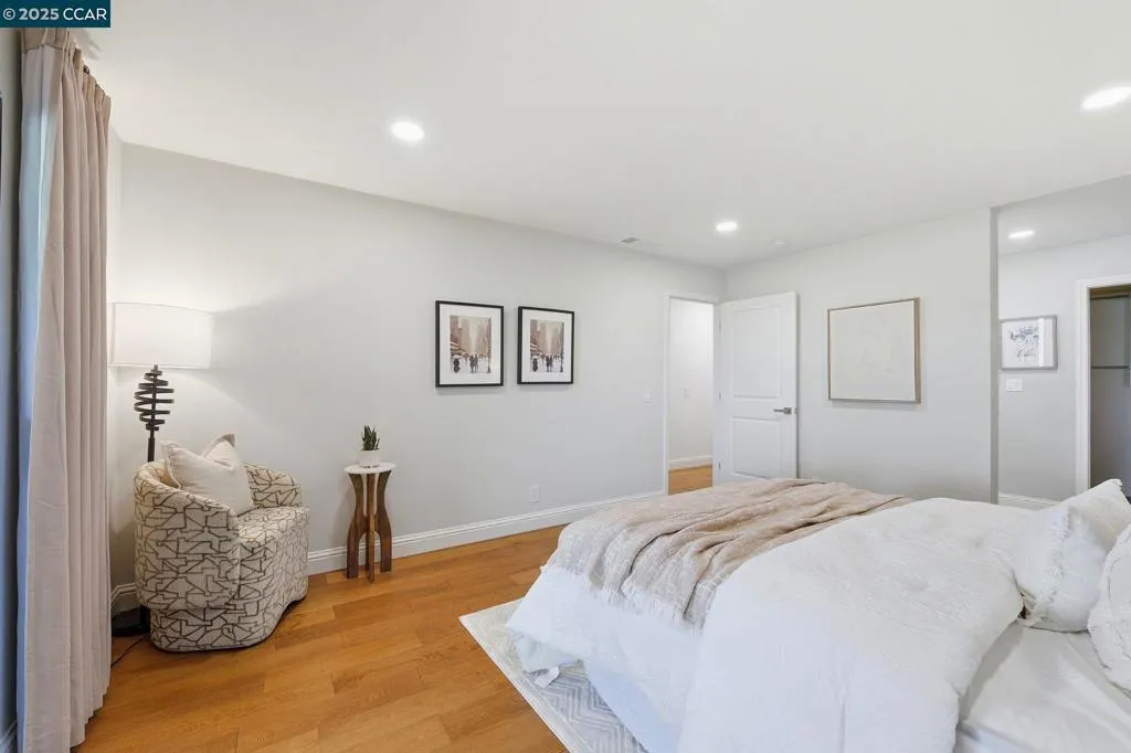 8366 Riesling Way, San Jose, California 95135 home-pic-17