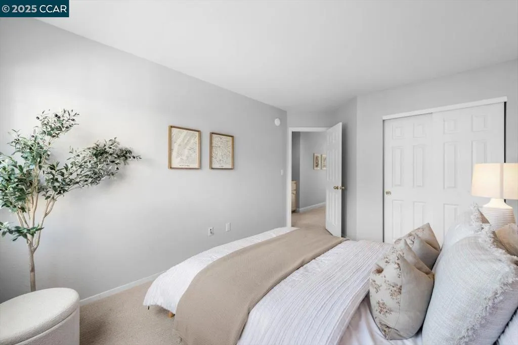 1280 Shell Cir, Clayton, California 94517 home-pic-27