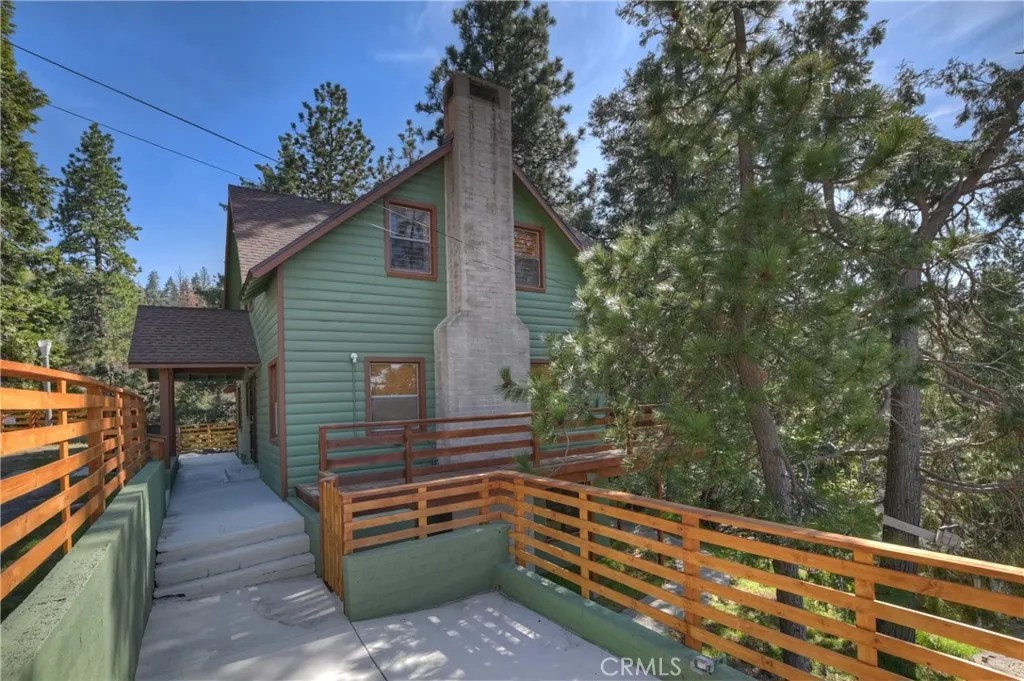617 Acacia, Crestline, California 92325 home-pic-5