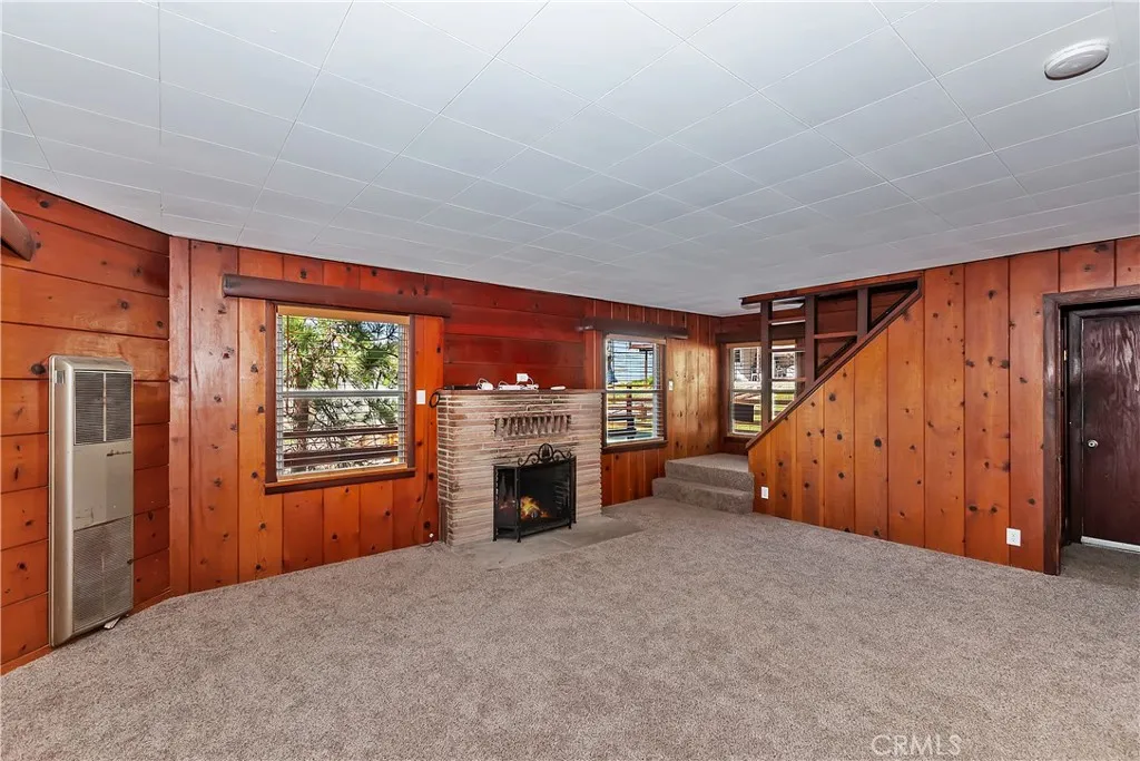 617 Acacia, Crestline, California 92325 home-pic-10