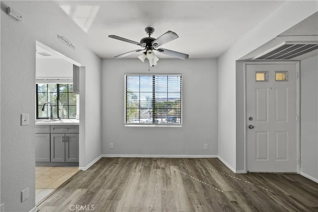 2554 Olive Drive 116, Palmdale, California 93550 home-pic-7