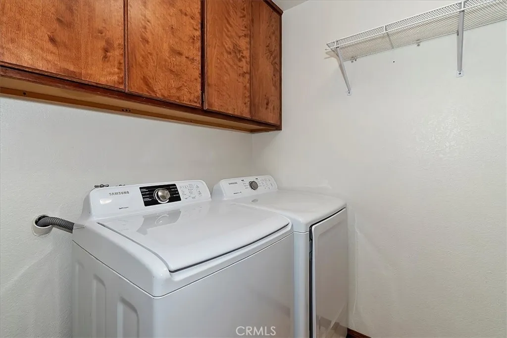 524 E Mountain View, Big Bear City, California 92314 home-pic-29