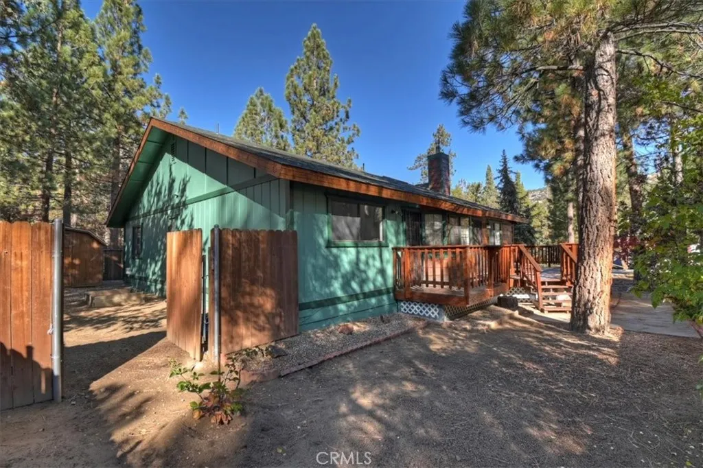 524 E Mountain View, Big Bear City, California 92314 home-pic-33