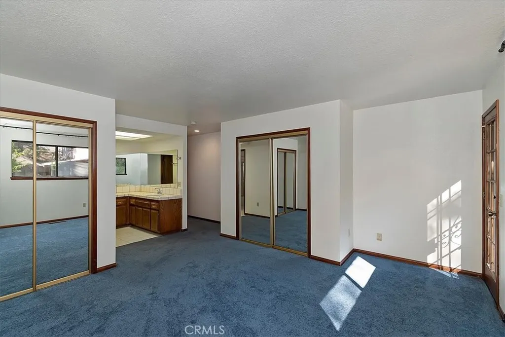 524 E Mountain View, Big Bear City, California 92314 home-pic-20