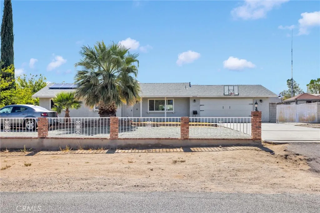 16591 Ponca, Victorville, California 92395 home-pic-0