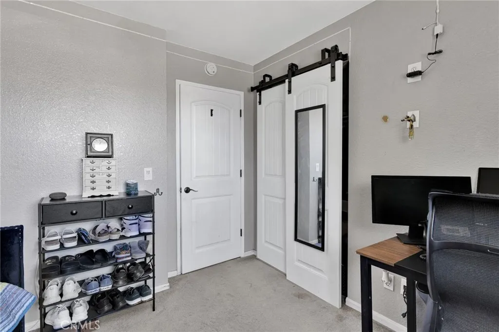 16591 Ponca, Victorville, California 92395 home-pic-27