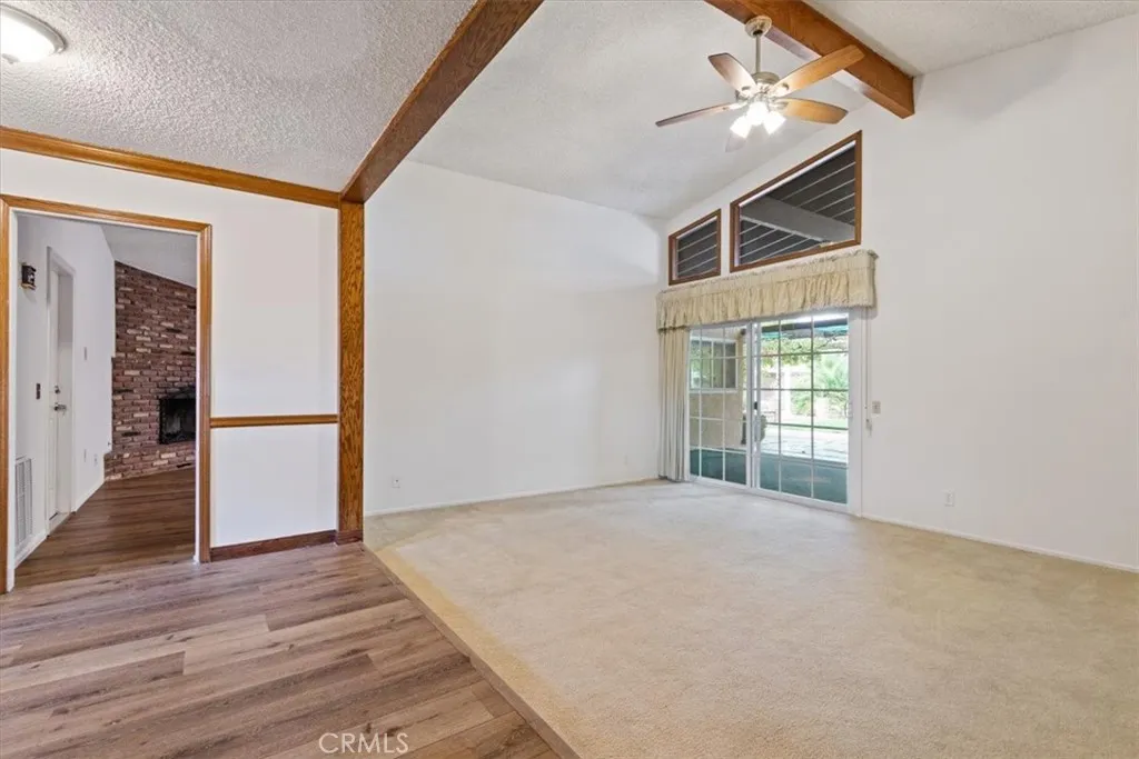 44028 Galion Avenue, Lancaster, California 93536 home-pic-17
