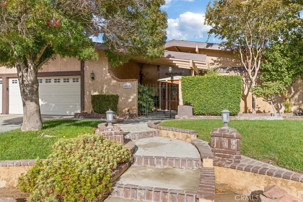 44028 Galion Avenue, Lancaster, California 93536 home-pic-5