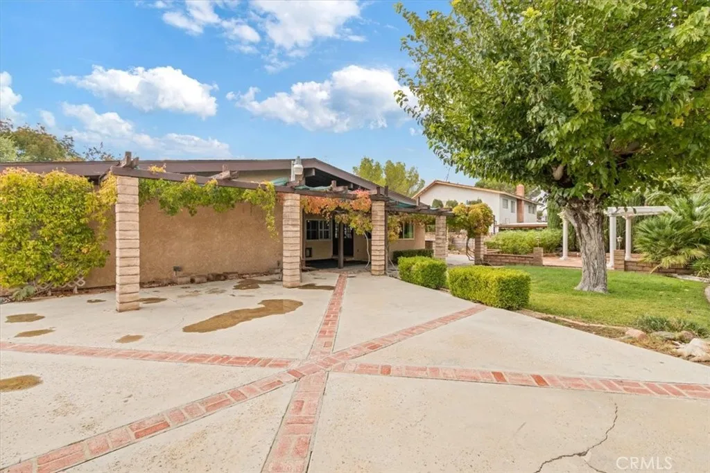 44028 Galion Avenue, Lancaster, California 93536 home-pic-13
