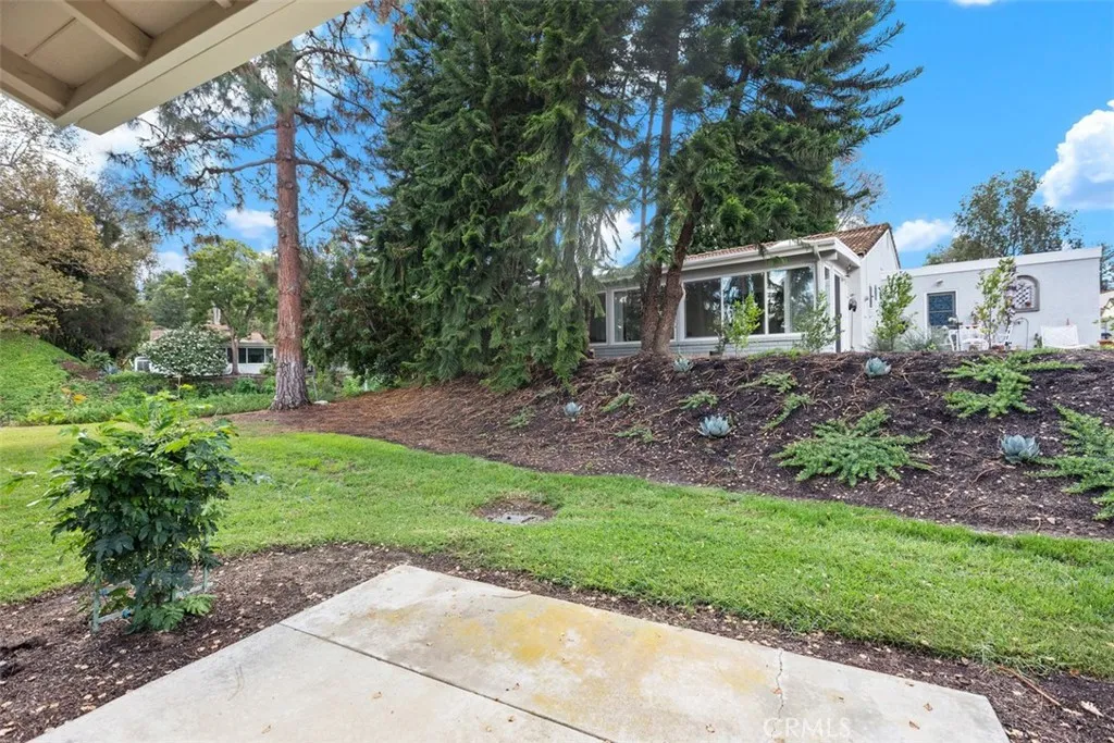 3346 Bahia Blanca E A, Laguna Woods, California 92637 home-pic-33