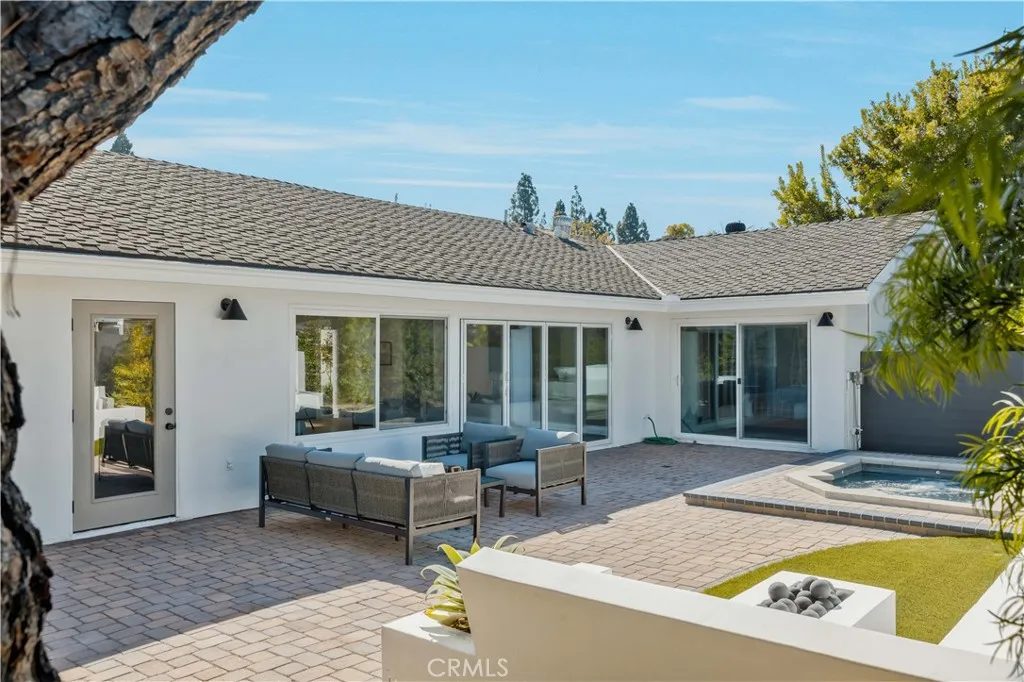 17841 Lucero, Tustin, California 92780 home-pic-34