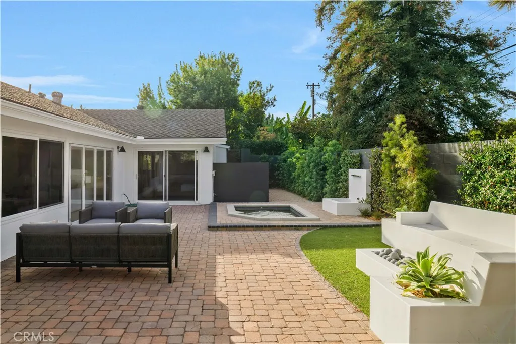 17841 Lucero, Tustin, California 92780 home-pic-35