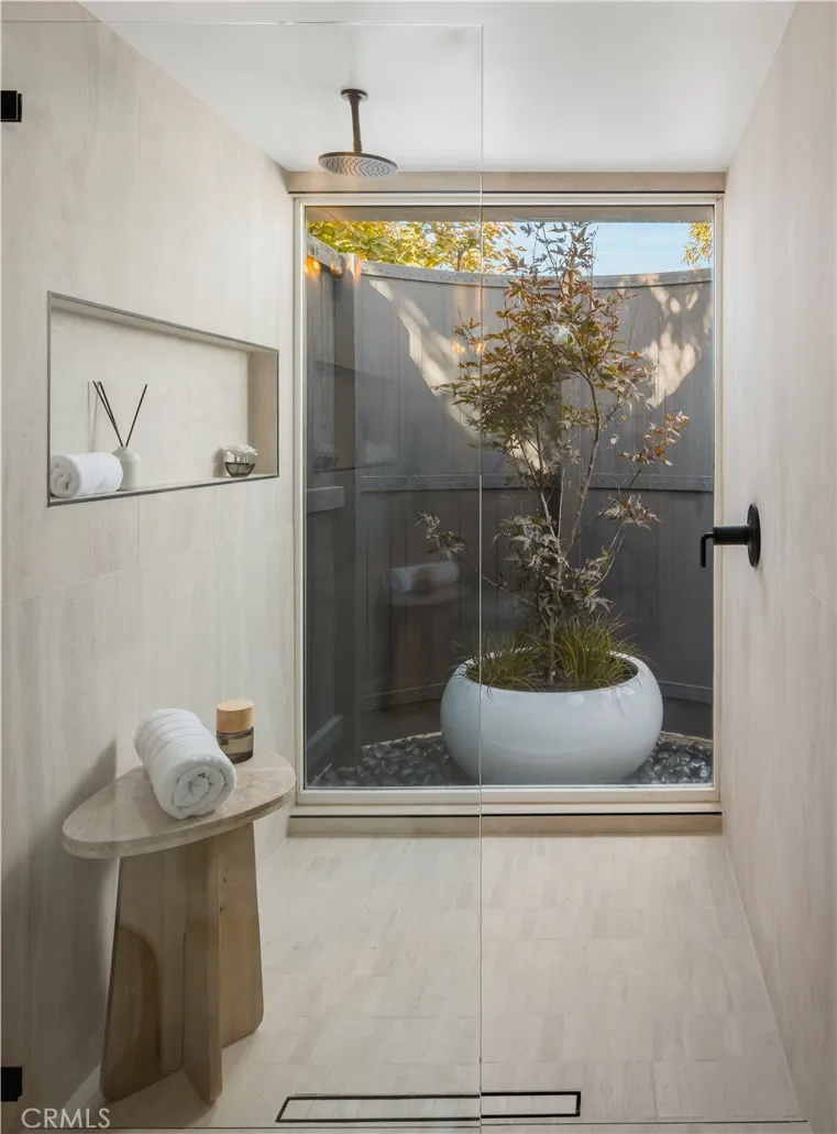 17841 Lucero, Tustin, California 92780 home-pic-22