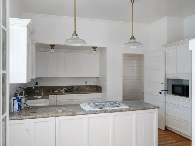 108 13th Street, Pacific Grove, California 93950