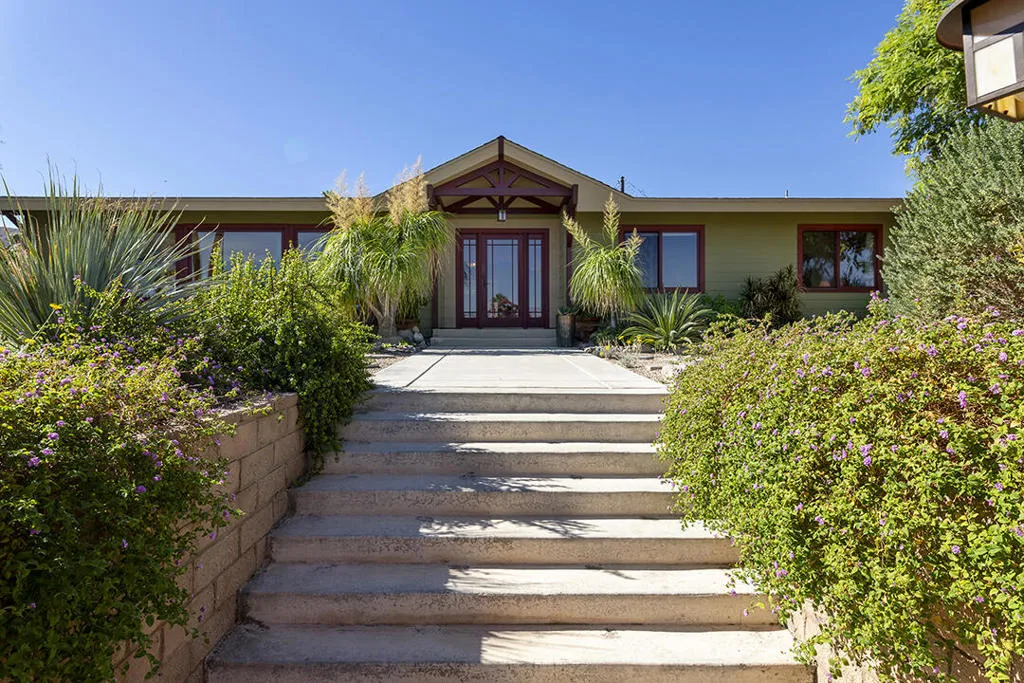 67931 Valley Vista Drive, Cathedral City, California 92234 home-pic-5