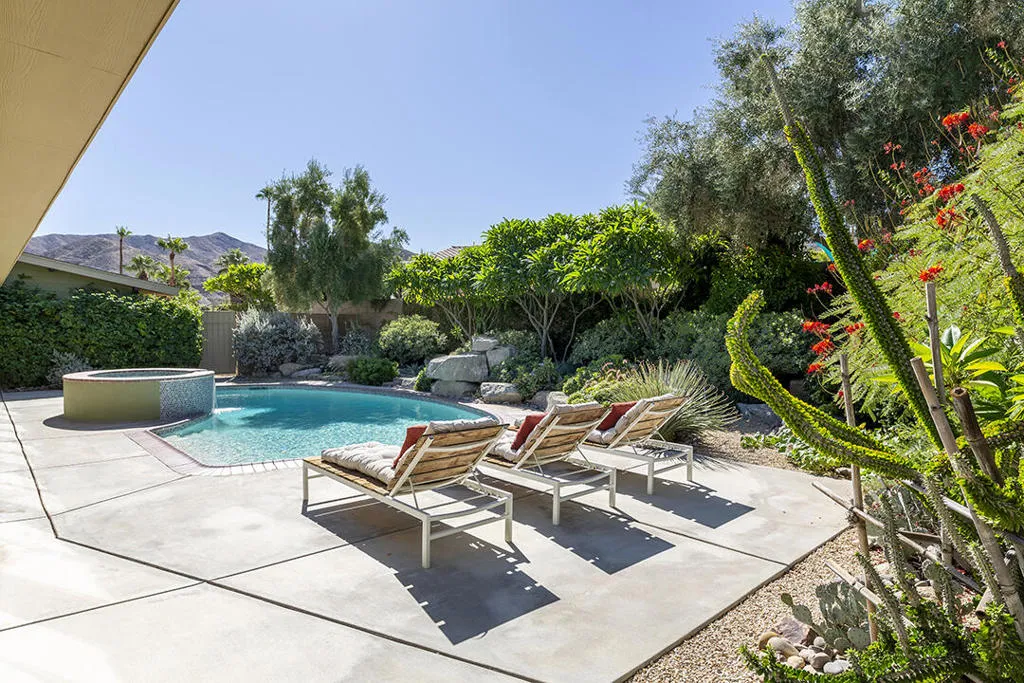 67931 Valley Vista Drive, Cathedral City, California 92234 home-pic-2