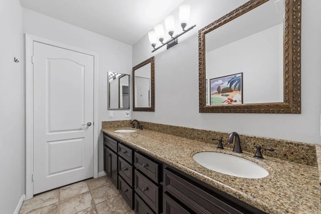 27792 Elderberry Street, Murrieta, California 92562 home-pic-37