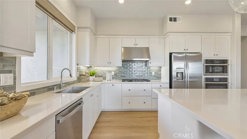 Photos shown are of model only- not actual homesite.