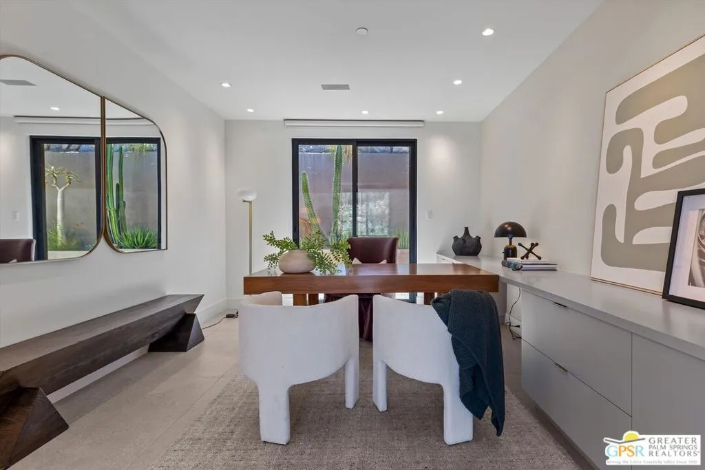 2481 Cahuilla Hills Drive, Palm Springs, California 92264 home-pic-36