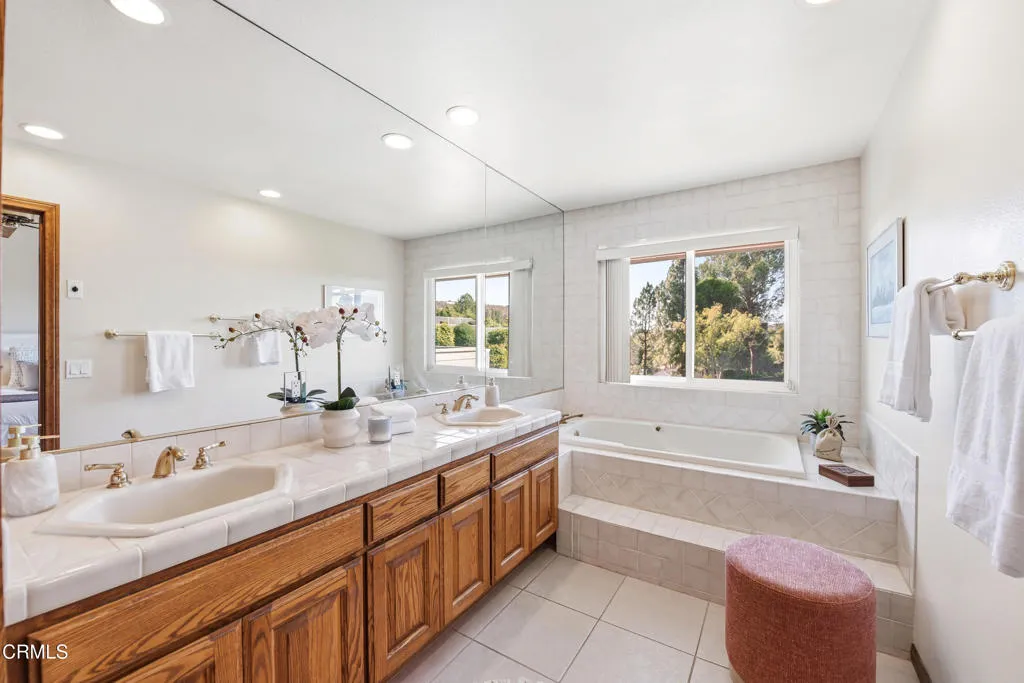 7033 Quito Court, Camarillo, California 93012 home-pic-22