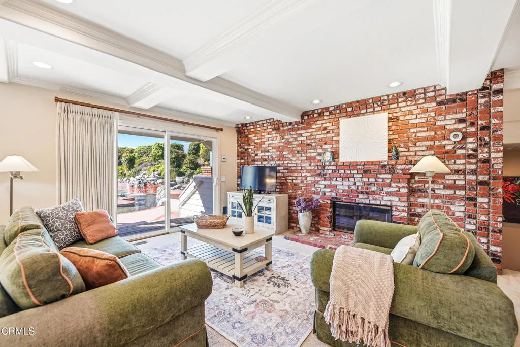 7033 Quito Court, Camarillo, California 93012 home-pic-9