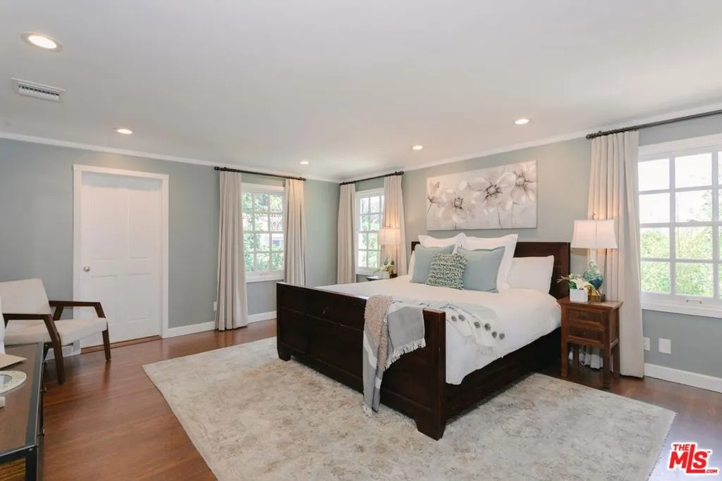 2055 Outpost Drive, Los Angeles, California 90068 home-pic-29