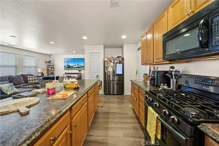 3339 James, Lancaster, California 93535