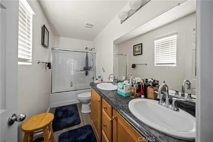 3339 James, Lancaster, California 93535