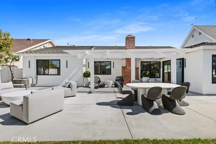 17231 Lido Ln, Huntington Beach, California 92647 home-pic-20