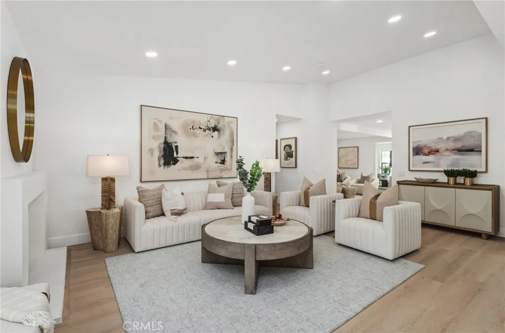 17231 Lido Ln, Huntington Beach, California 92647 home-pic-5