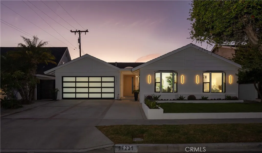 17231 Lido Ln, Huntington Beach, California 92647 home-pic-27