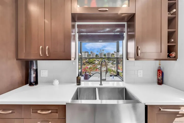 3009 Union St 18, San Diego, California 92103
