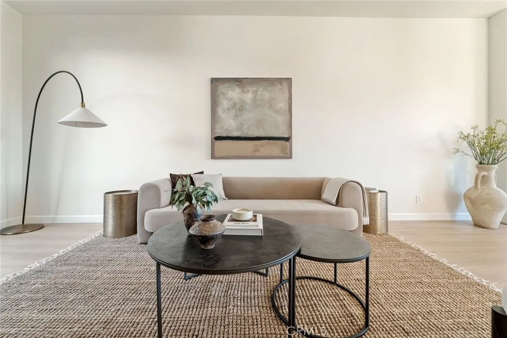 1117 Oberlin Drive, Glendale, California 91205 home-pic-16