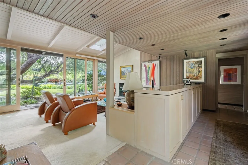 7 Cinnamon Lane, Rancho Palos Verdes, California 90275 home-pic-3