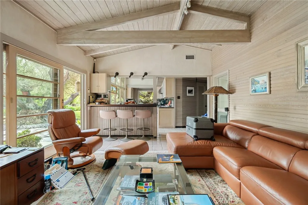 7 Cinnamon Lane, Rancho Palos Verdes, California 90275 home-pic-12