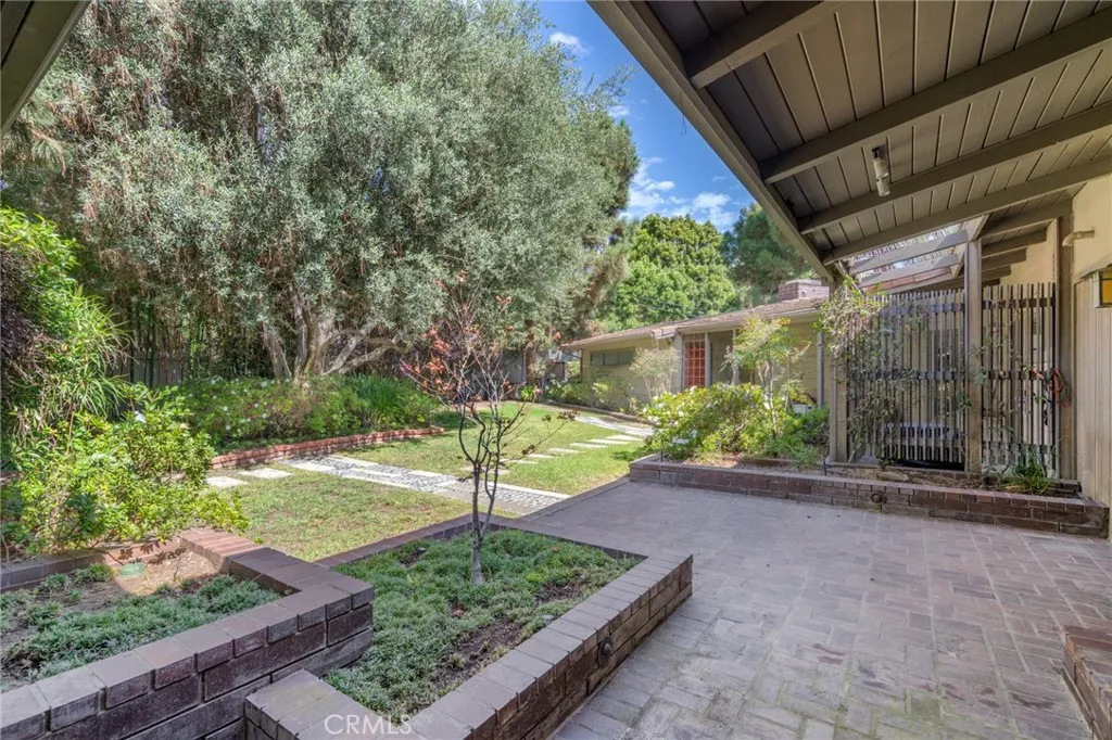 7 Cinnamon Lane, Rancho Palos Verdes, California 90275 home-pic-32